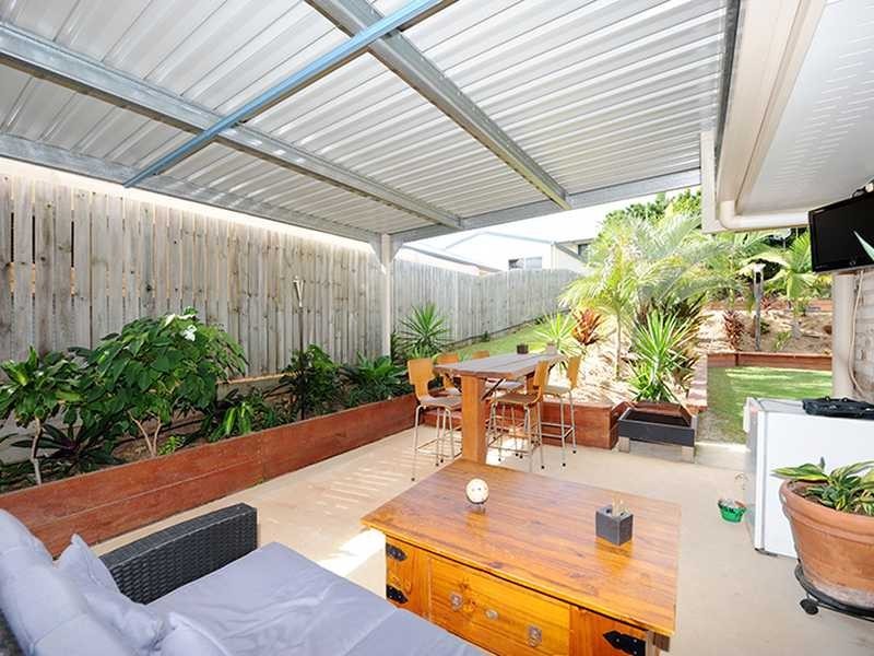 12 STELLA STREET, Boyne Island QLD 4680