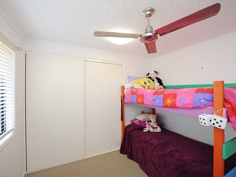 12 STELLA STREET, Boyne Island QLD 4680