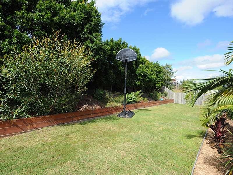 12 STELLA STREET, Boyne Island QLD 4680