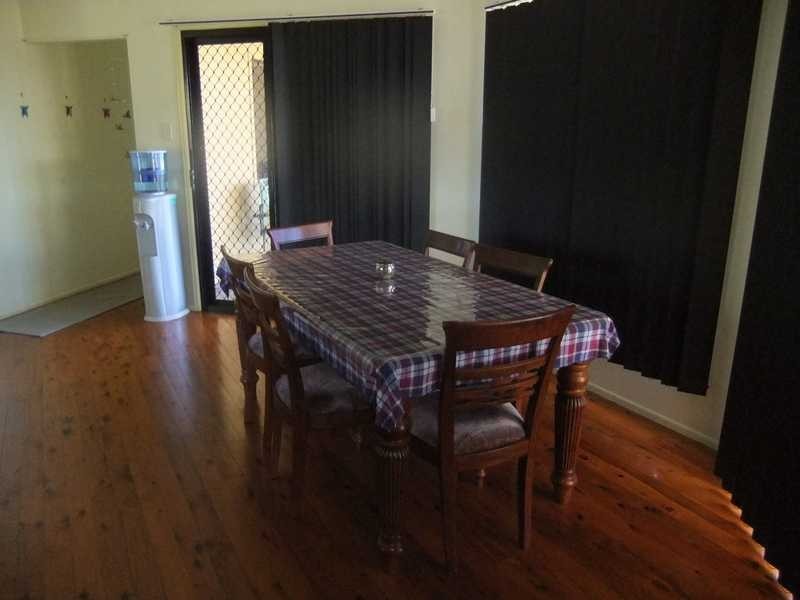 35 Crest Avenue, Boyne Island QLD 4680