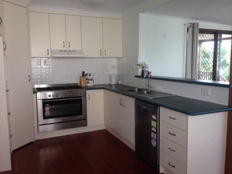 39 Amaroo Street, Boyne Island QLD 4680