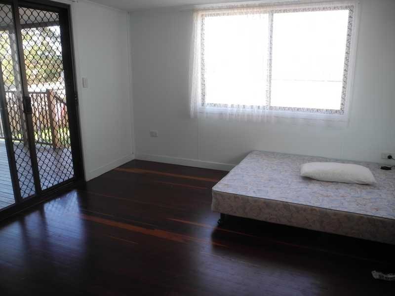 39 Amaroo Street, Boyne Island QLD 4680