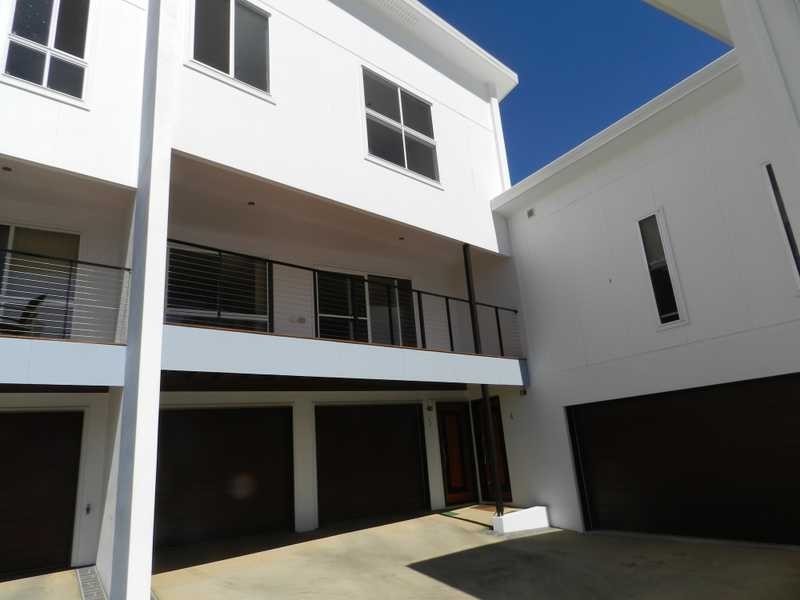 Apartment/3/30 Beach Avenue, Tannum Sands QLD 4680