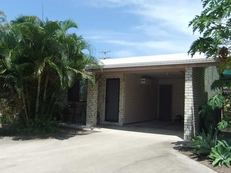 33 Centenary Drive, Boyne Island QLD 4680