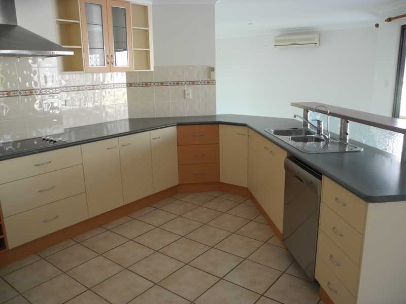 12 Longreach Court, Tannum Sands QLD 4680