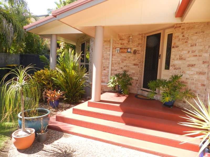 4 Darragh Street, Tannum Sands QLD 4680