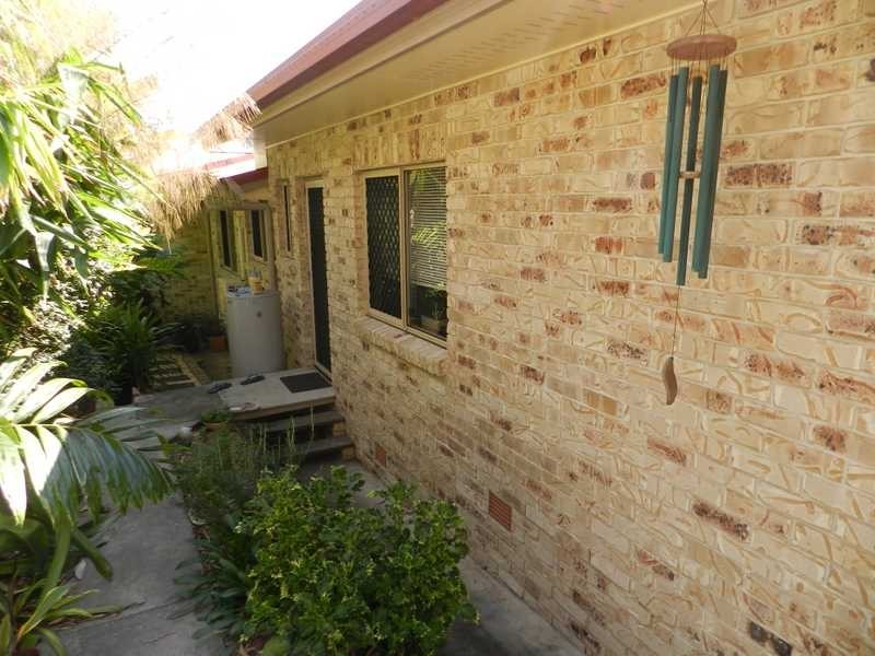 4 Darragh Street, Tannum Sands QLD 4680