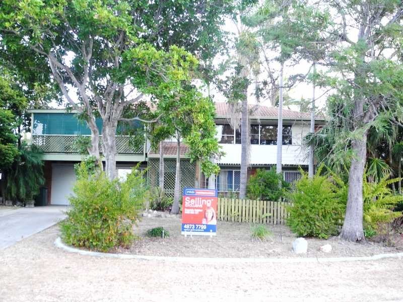 2 Amaroo Street, Boyne Island QLD 4680