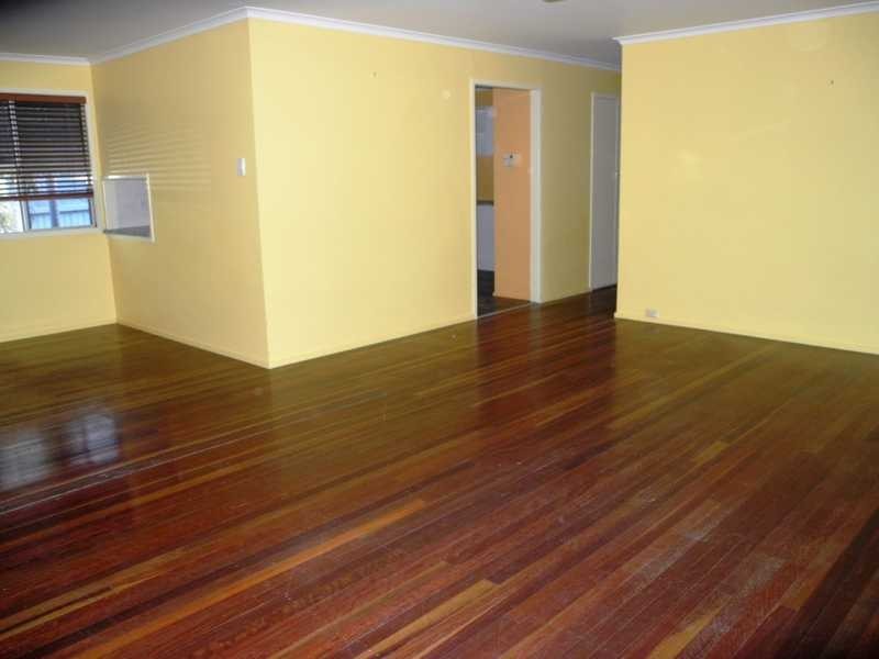 2 Amaroo Street, Boyne Island QLD 4680