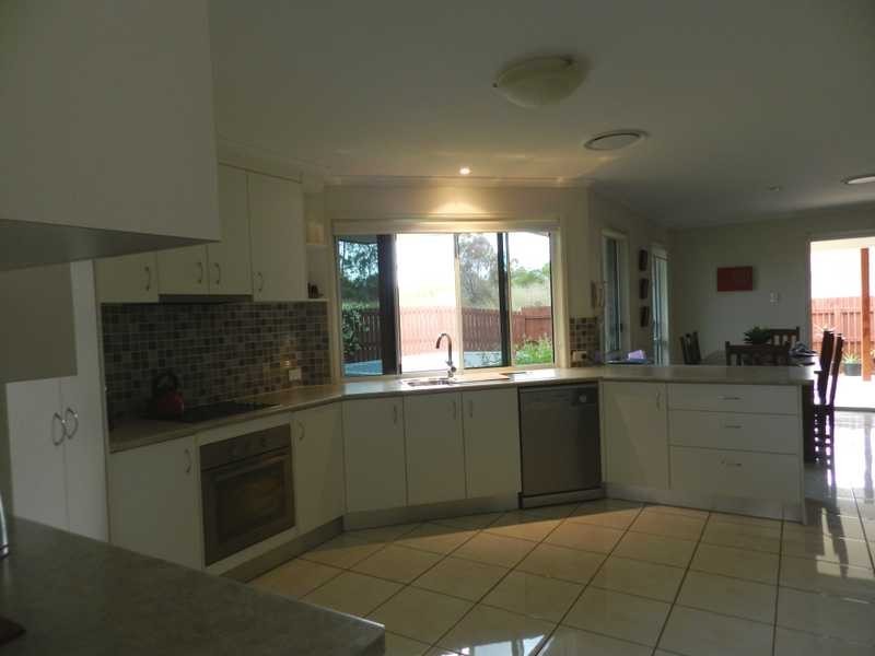 40 Longreach Court, Tannum Sands QLD 4680