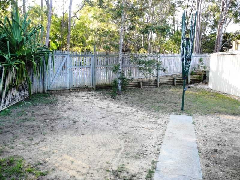 5 Banksia Street, Boyne Island QLD 4680