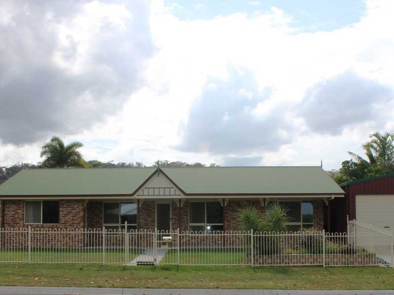 23 Curtis Avenue, Boyne Island QLD 4680