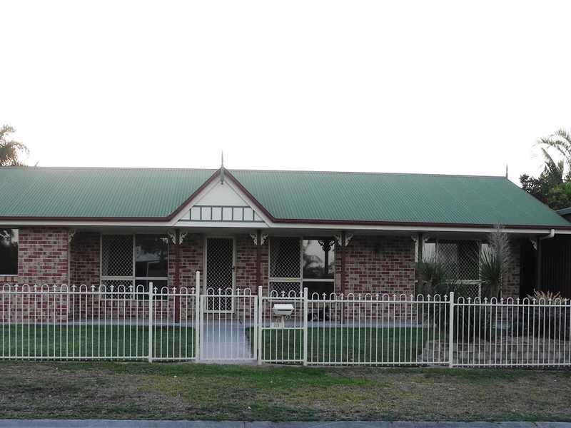 23 Curtis Avenue, Boyne Island QLD 4680