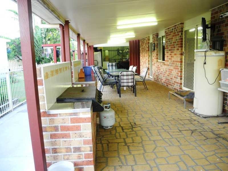 23 Curtis Avenue, Boyne Island QLD 4680