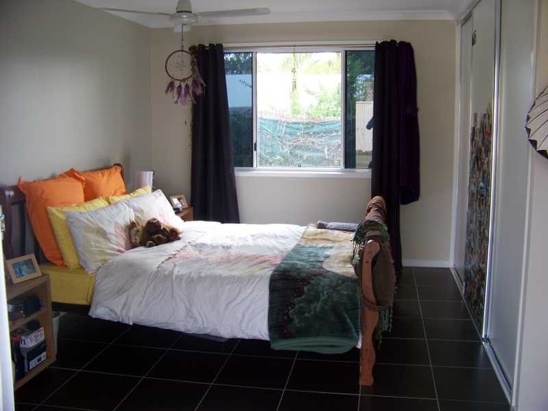 14 KENT STREET, Bororen QLD 4678