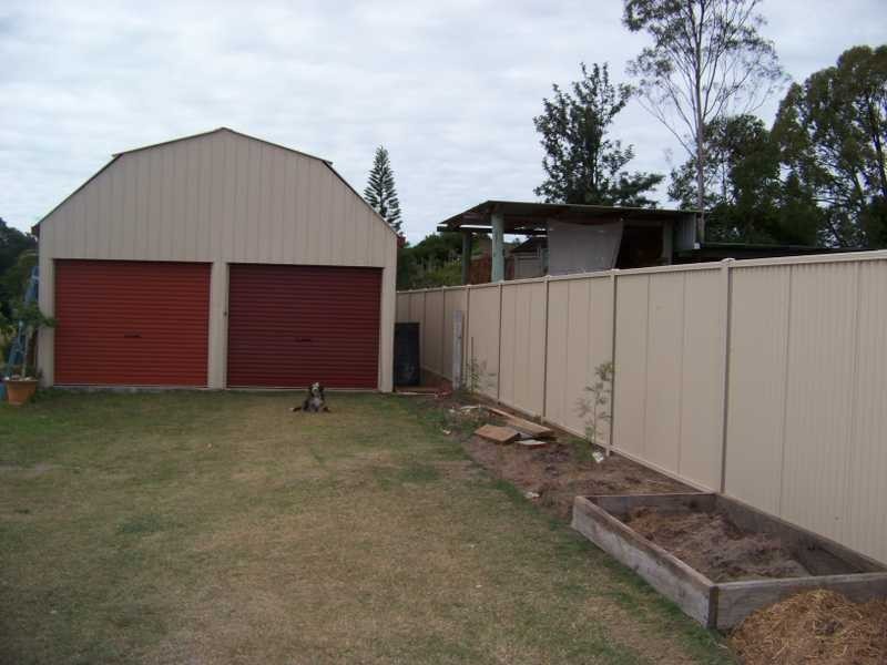 14 KENT STREET, Bororen QLD 4678