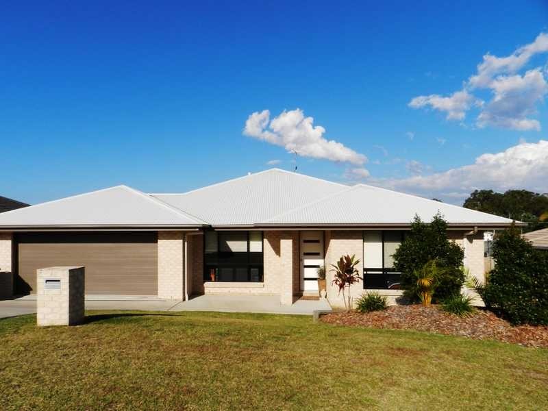 24 Surita Court, Boyne Island QLD 4680