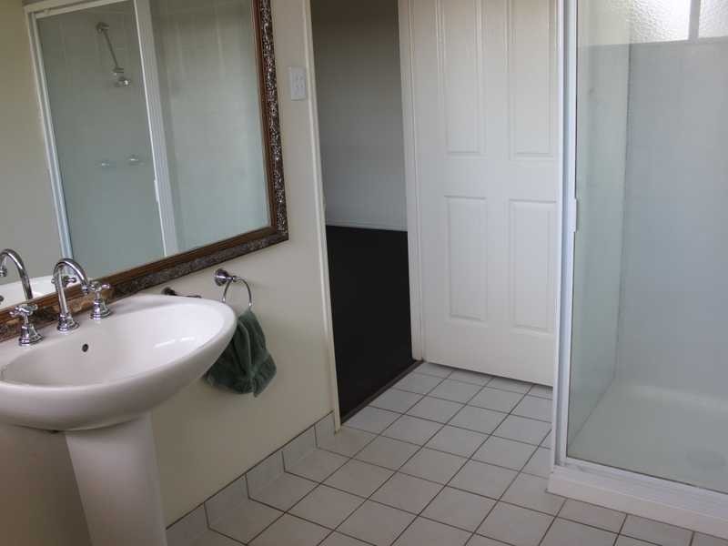 8 Ridge Close, Tannum Sands QLD 4680