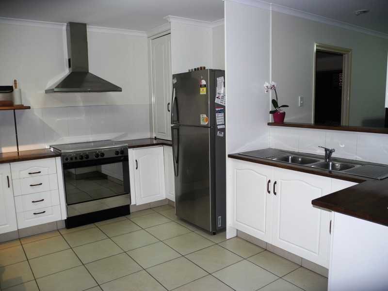 12 Ronald Crescent, Benaraby QLD 4680