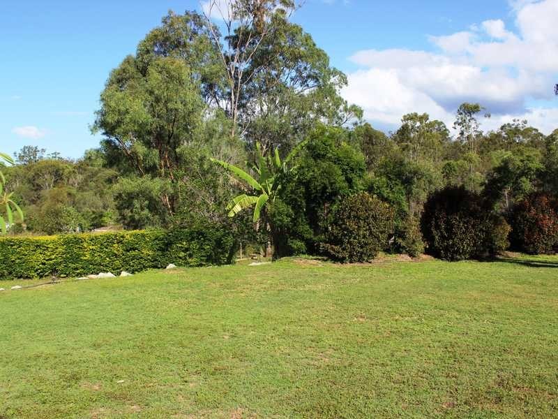 12 Ronald Crescent, Benaraby QLD 4680