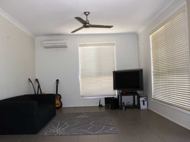 2 Polmaise Street, Boyne Island QLD 4680