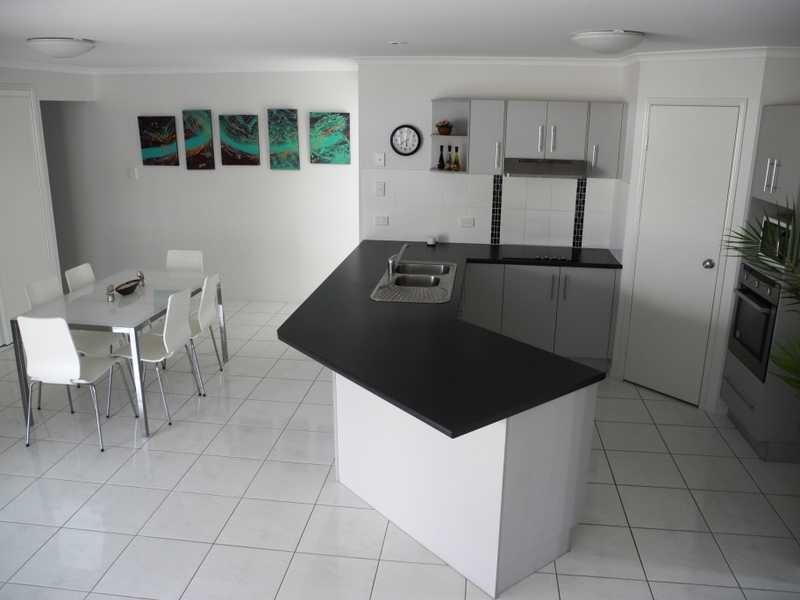 14 Surita Court, Boyne Island QLD 4680