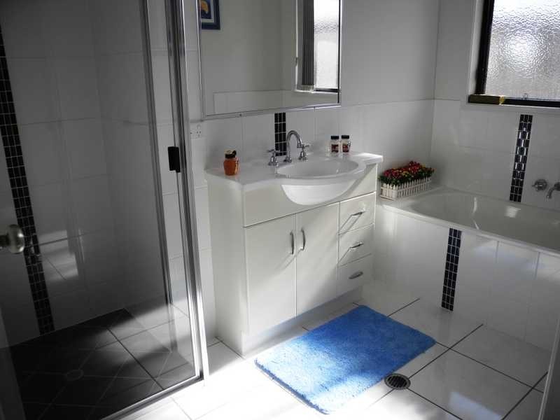 14 Surita Court, Boyne Island QLD 4680