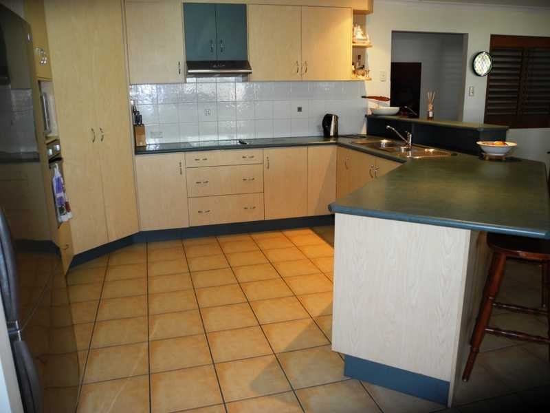 4 Riverside Drive, Tannum Sands QLD 4680