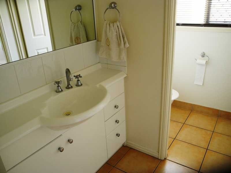 4 Riverside Drive, Tannum Sands QLD 4680