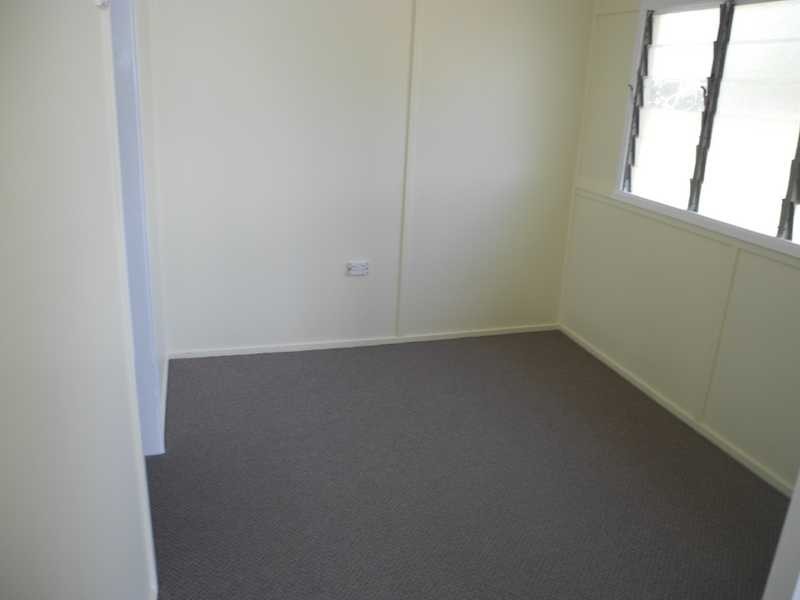 11 Pacific Ave, Tannum Sands QLD 4680