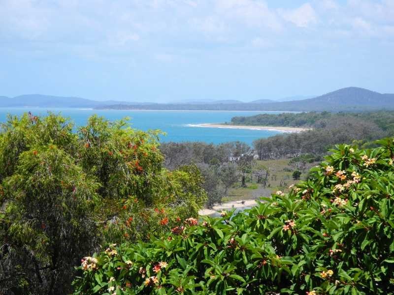 11 Pacific Ave, Tannum Sands QLD 4680