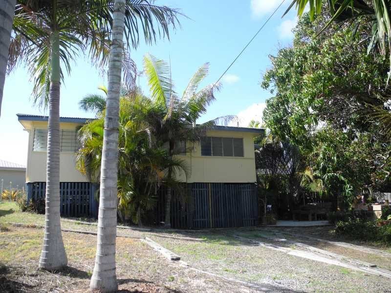 11 Pacific Ave, Tannum Sands QLD 4680