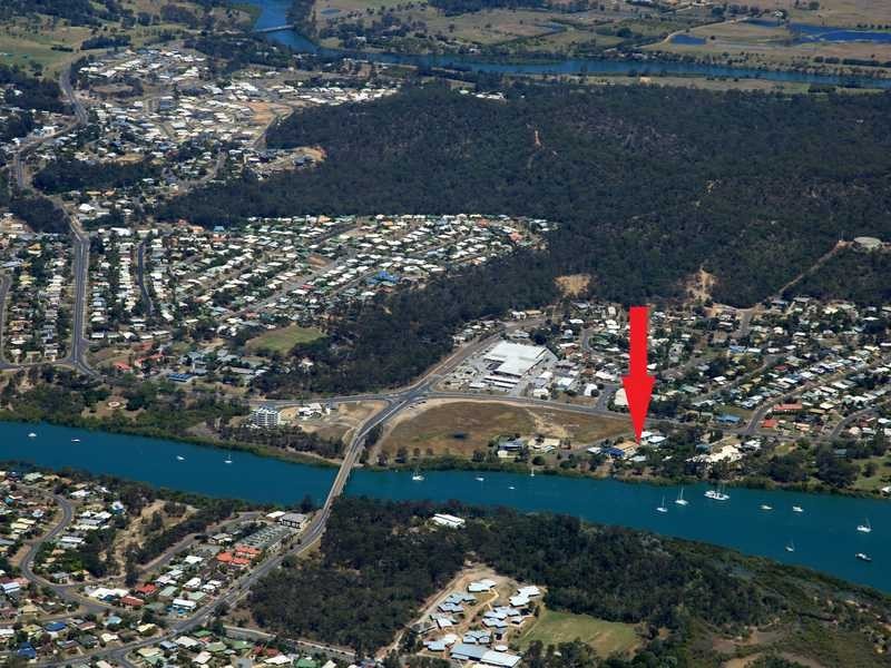 8 Arthur Street, Boyne Island QLD 4680