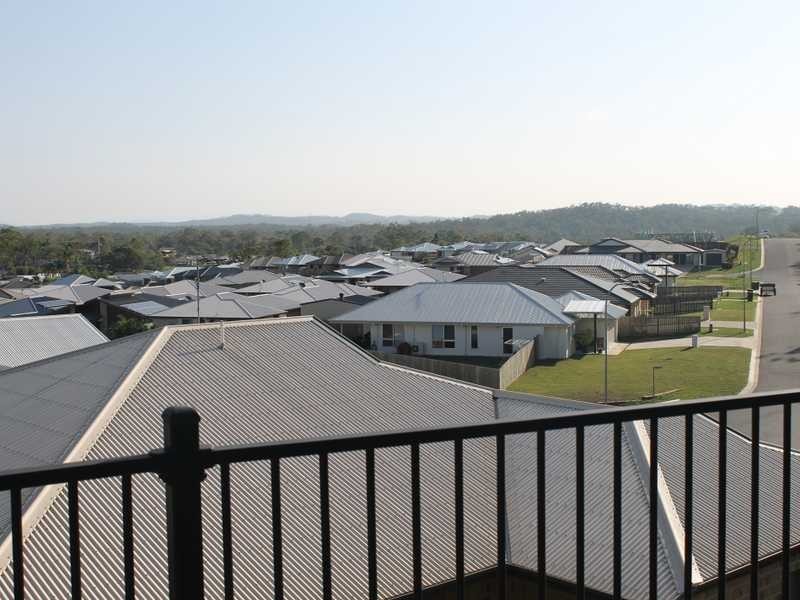 Unit 2/21 Bauhinia Street, Boyne Island QLD 4680