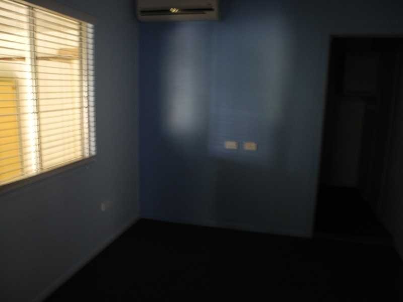 15 Dougall Street, Bororen QLD 4678