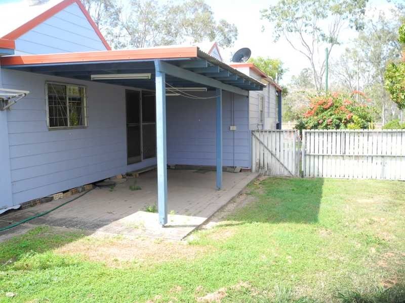 15 Dougall Street, Bororen QLD 4678