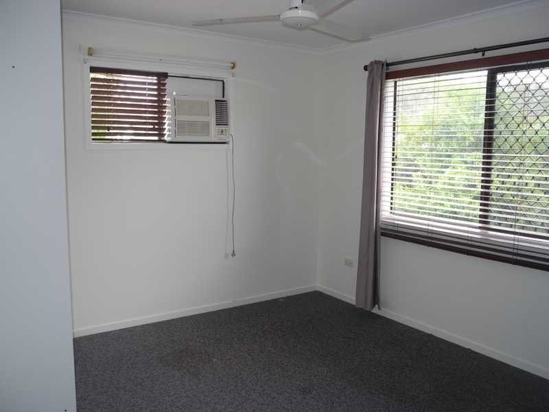 5 Marina Avenue, Boyne Island QLD 4680