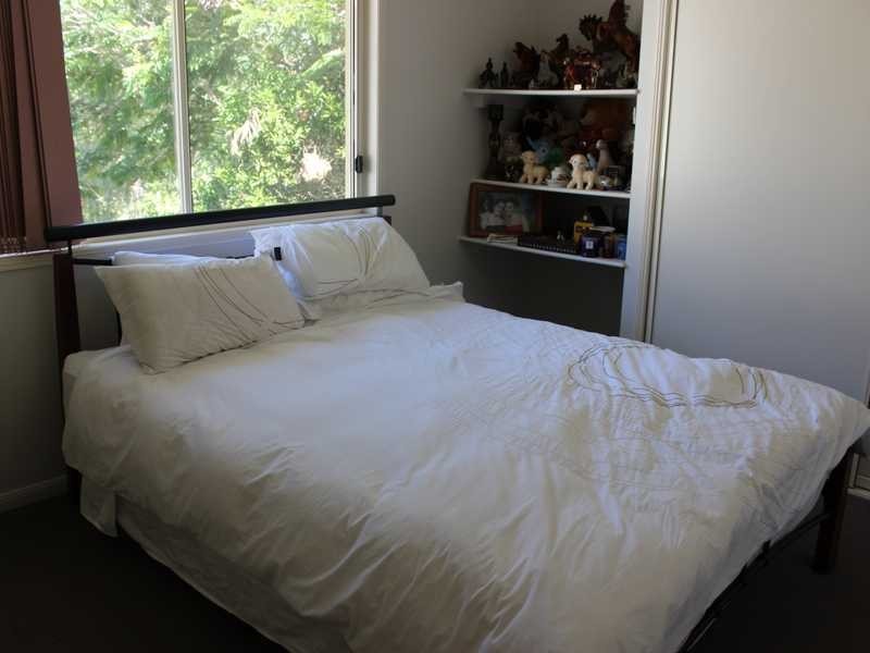 13 Curtis Avenue, Boyne Island QLD 4680