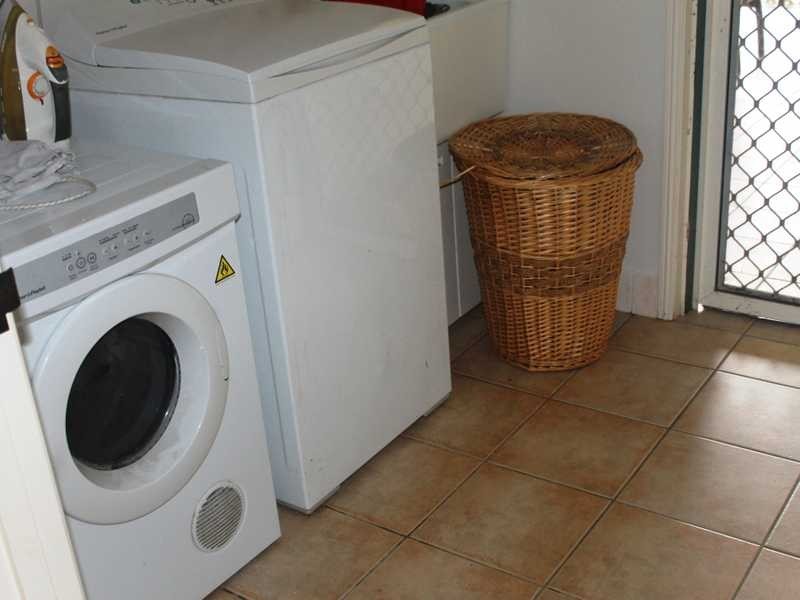 13 Curtis Avenue, Boyne Island QLD 4680