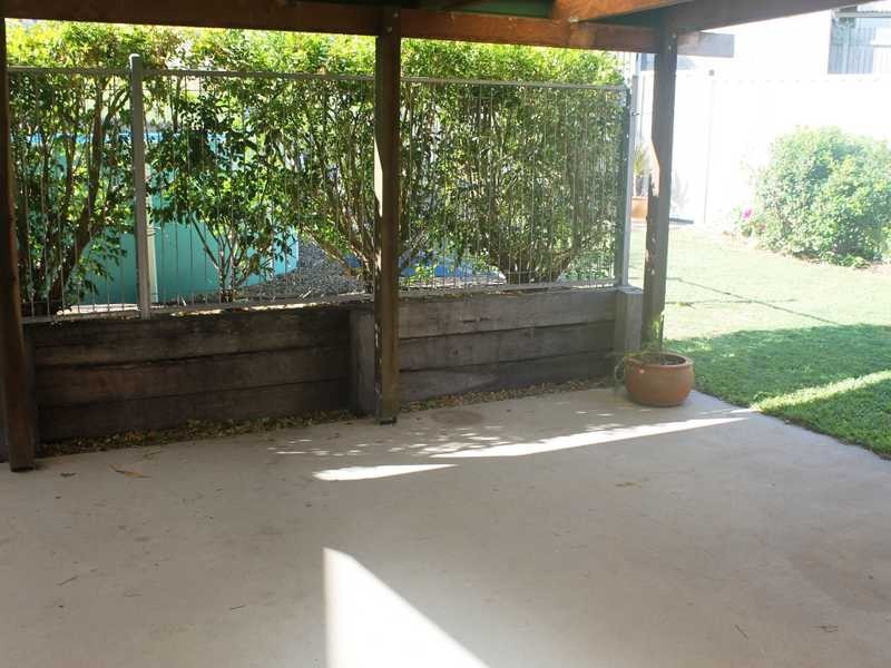 1/3 Fox Court, Tannum Sands QLD 4680