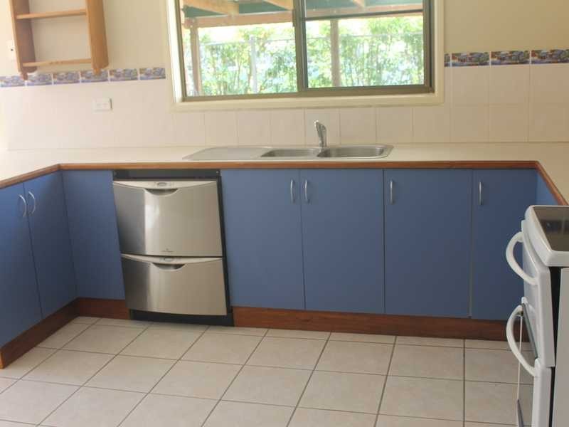 1/3 Fox Court, Tannum Sands QLD 4680
