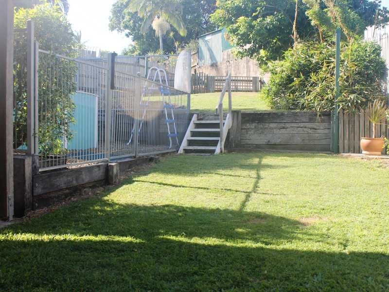 1/3 Fox Court, Tannum Sands QLD 4680