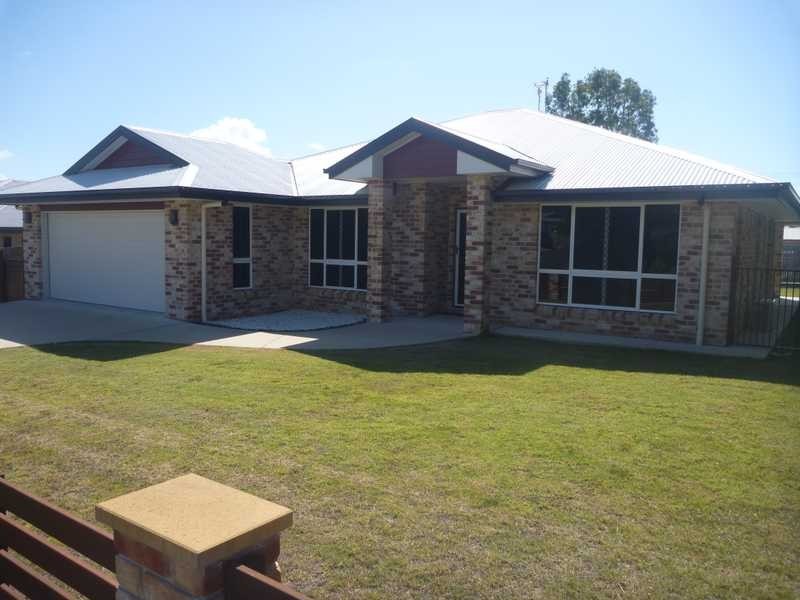 11 Longreach Court, Tannum Sands QLD 4680
