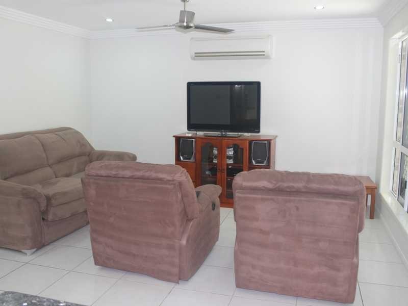 11 Longreach Court, Tannum Sands QLD 4680