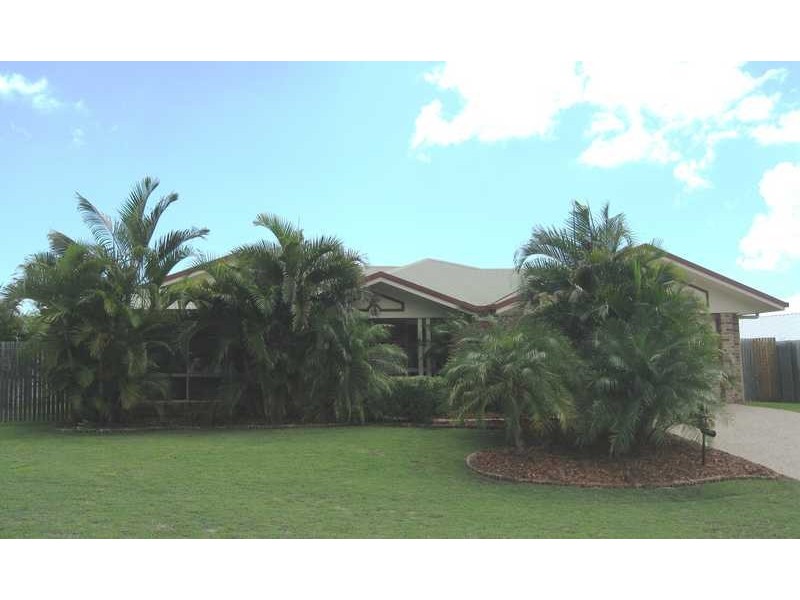 14 Jarrah Drive, Boyne Island QLD 4680