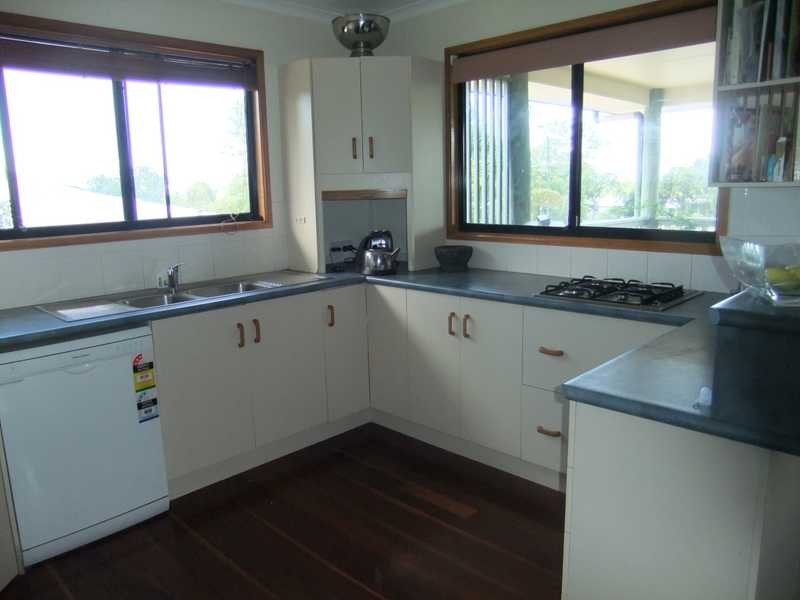 29 Wyndham Avenue, Boyne Island QLD 4680
