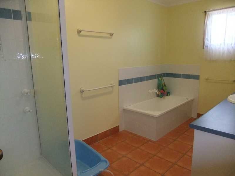 29 Wyndham Avenue, Boyne Island QLD 4680