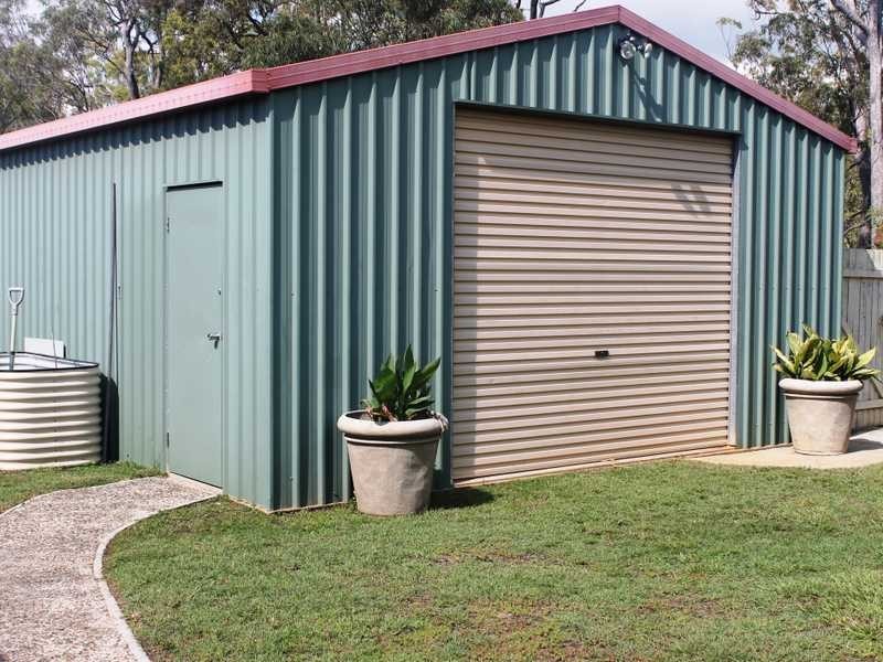 6 Kirrang Place, Boyne Island QLD 4680