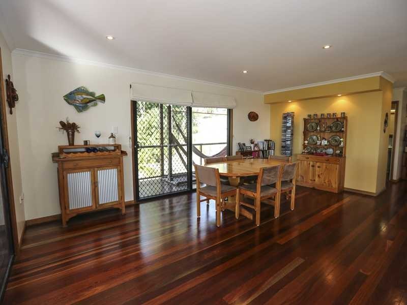 5 Creek Road, Tannum Sands QLD 4680