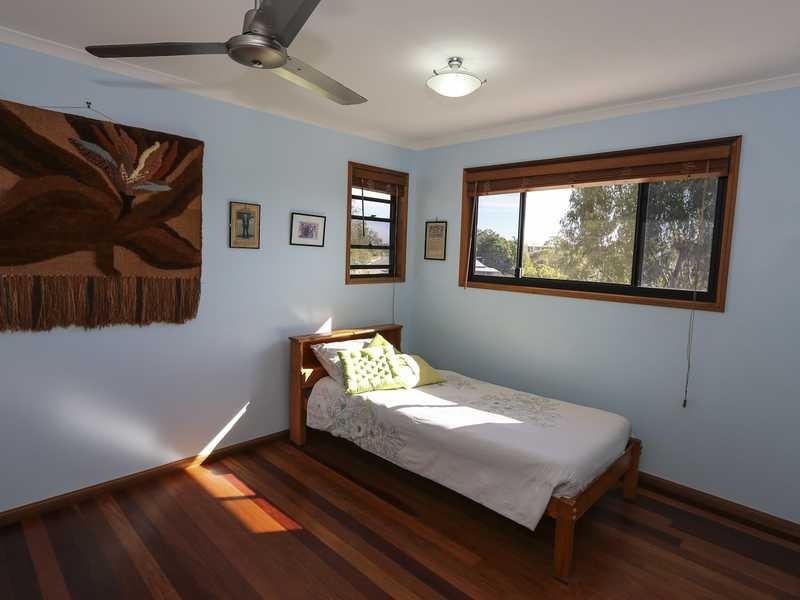 5 Creek Road, Tannum Sands QLD 4680